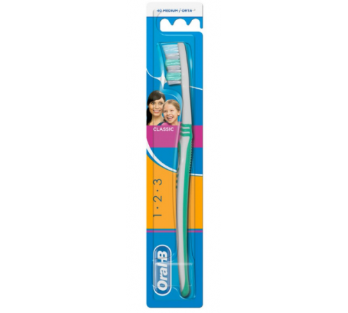 Зубная щетка Oral-B 1.2.3 Classic