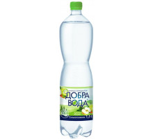 Вода мінеральна Добра вода сильногазована Яблуко 1,5 л