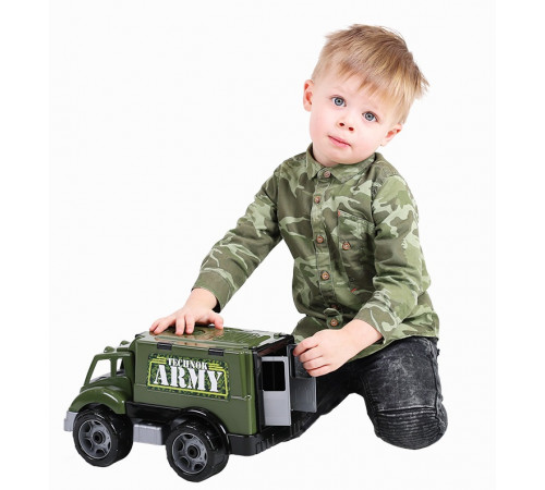 Машина Технок 5965 Титан військовий