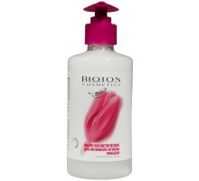 Мило для інтимної гігієни Bioton Cosmetics Nature Тюльпан 300 мл