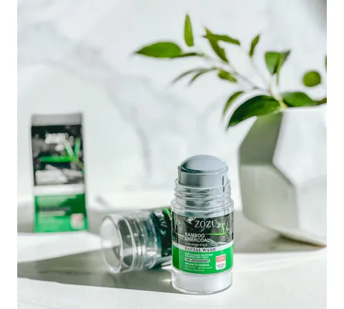 Маска-стик против черных точек и акне Zozu Bamboo Charcoal 40 г Маска-стик против черных точек и акне Zozu Bamboo Charcoal 40 г